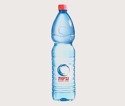 מים מינרליים נביעות 1.5 ליטר (שישייה)